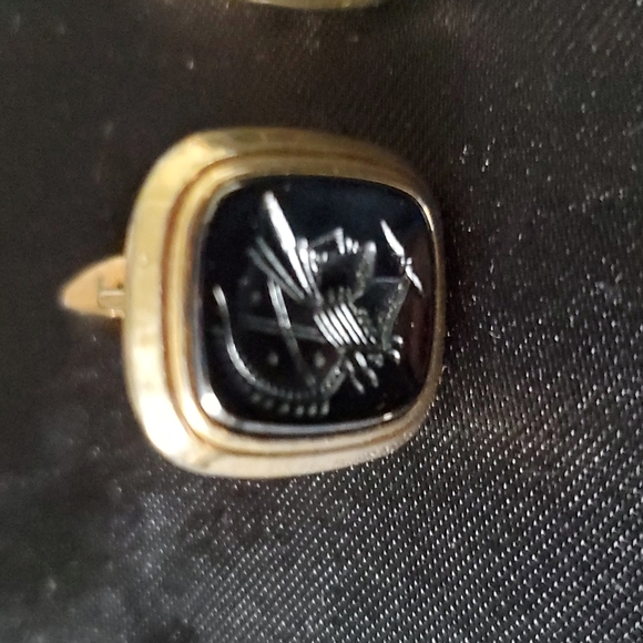 Cufflinks - Picture 4 of 4